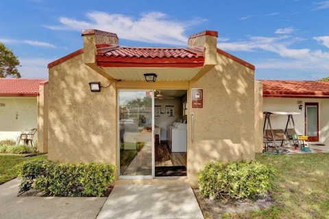 Copropriété à vendre à West Palm Beach, Floride: 2 chambres, 111.2 m2 № 2182771 - photo 28
