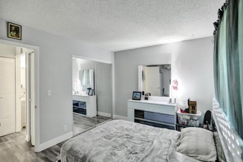 Copropriété à vendre à West Palm Beach, Floride: 2 chambres, 111.2 m2 № 2182771 - photo 21