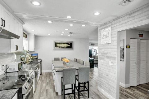 Copropriété à vendre à West Palm Beach, Floride: 2 chambres, 111.2 m2 № 2182771 - photo 10