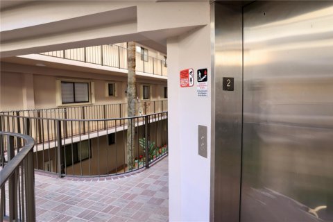 Copropriété à vendre à Miami, Floride: 2 chambres, 89.65 m2 № 1954815 - photo 2