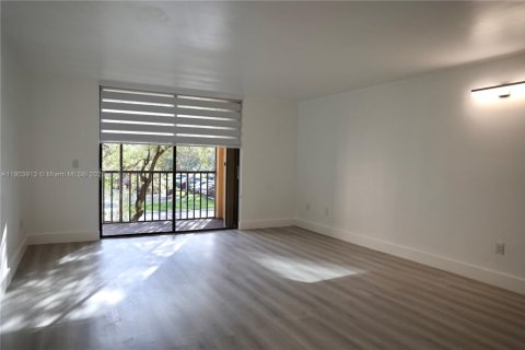 Copropriété à vendre à Miami, Floride: 2 chambres, 89.65 m2 № 1954815 - photo 13