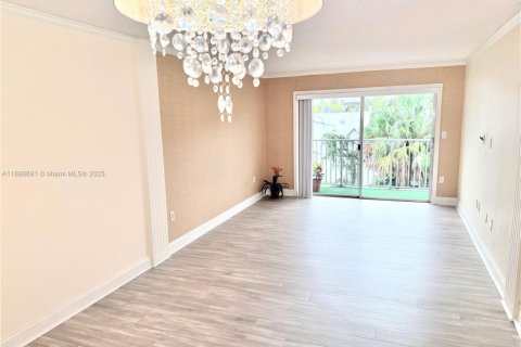 Condominio en venta en Miami, Florida, 2 dormitorios, 78.6 m2 № 1941431 - foto 11