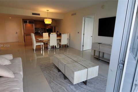 Condo in Miami, Florida, 2 bedrooms  № 1887481 - photo 28