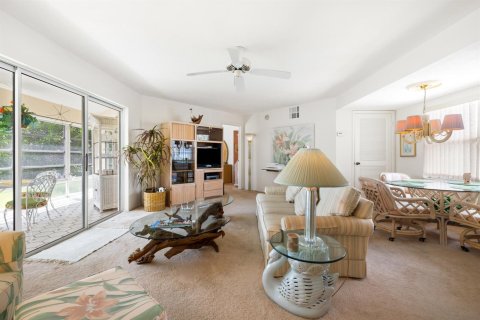 Copropriété à vendre à Stuart, Floride: 2 chambres, 111.48 m2 № 2146669 - photo 6