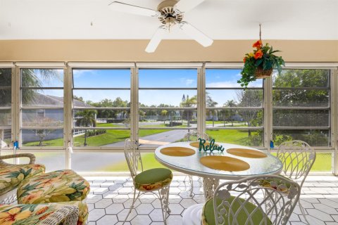 Condo à Stuart, Floride, 2 chambres  № 2146669