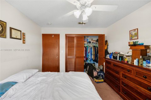 House in Boca Raton, Florida 4 bedrooms, 230.86 sq.m. № 2027985 - photo 29