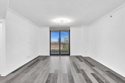 Condo in Fort Lauderdale, Florida, 2 bedrooms  № 2078382 - photo 25