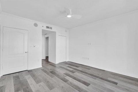 Condo in Fort Lauderdale, Florida, 2 bedrooms  № 2078382 - photo 12