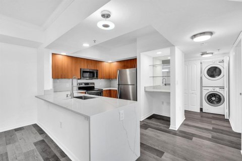 Condo in Fort Lauderdale, Florida, 2 bedrooms  № 2078382 - photo 21