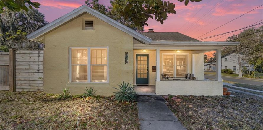 House in Ocala, Florida 3 bedrooms, 138.05 sq.m. № 1805525
