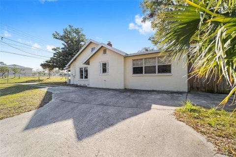 House in Ocala, Florida 3 bedrooms, 138.05 sq.m. № 1805525 - photo 8