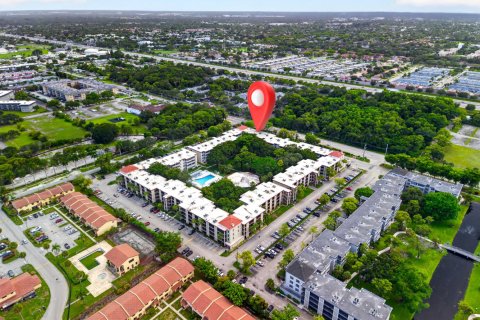 Condominio en venta en Lauderdale Lakes, Florida, 1 dormitorio, 65.5 m2 № 2245265 - foto 11