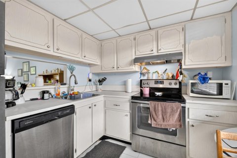 Condominio en venta en Lauderdale Lakes, Florida, 1 dormitorio, 65.5 m2 № 2245265 - foto 18