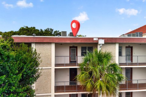 Condominio en venta en Lauderdale Lakes, Florida, 1 dormitorio, 65.5 m2 № 2245265 - foto 4
