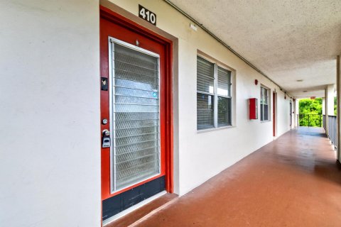 Condominio en venta en Lauderdale Lakes, Florida, 1 dormitorio, 65.5 m2 № 2245265 - foto 15