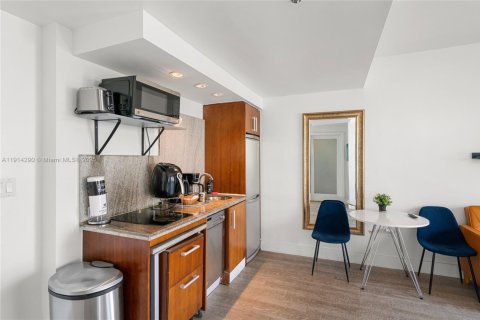 Купить кондоминиум в Майами-Бич, Флорида 1 спальня, 41.53м2, № 2015850 - фото 19