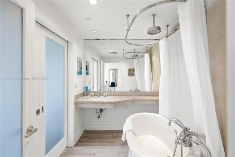 Купить кондоминиум в Майами-Бич, Флорида 1 спальня, 41.53м2, № 2015850 - фото 8