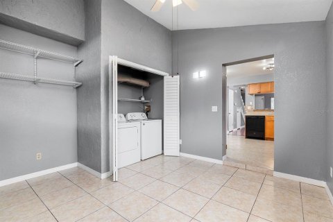 Townhouse in Winter Springs, Florida 2 bedrooms, 91.97 sq.m. № 1907326 - photo 11