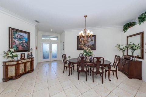 House in Venice, Florida 4 bedrooms, 192.77 sq.m. № 1143666 - photo 8