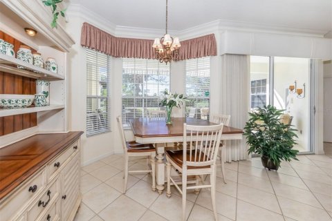 House in Venice, Florida 4 bedrooms, 192.77 sq.m. № 1143666 - photo 16