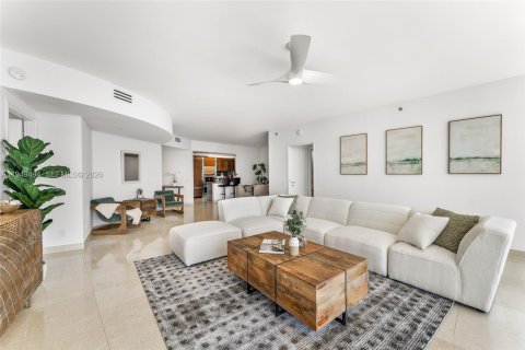 Снять в аренду кондоминиум в Майами-Бич, Флорида 3 спальни, 200.48м2, № 2004932 - фото 5