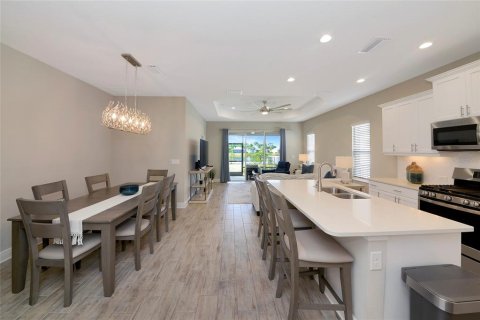 House in Parrish, Florida 3 bedrooms, 164.07 sq.m. № 2102443 - photo 14