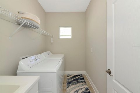 House in Parrish, Florida 3 bedrooms, 164.07 sq.m. № 2102443 - photo 30