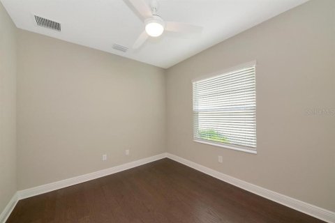 House in Parrish, Florida 3 bedrooms, 164.07 sq.m. № 2102443 - photo 20