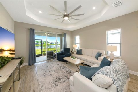 House in Parrish, Florida 3 bedrooms, 164.07 sq.m. № 2102443 - photo 15
