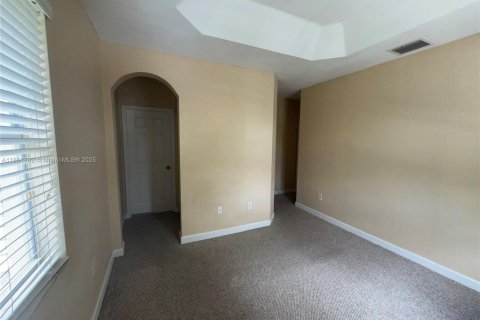 Condo in Homestead, Florida, 3 bedrooms  № 1858145 - photo 11