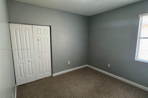 Condo in Homestead, Florida, 3 bedrooms  № 1858145 - photo 5