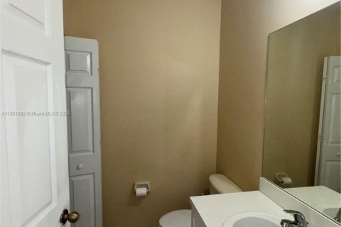 Condo in Homestead, Florida, 3 bedrooms  № 1858145 - photo 9