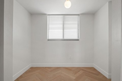 Condominio en venta en Orlando, Florida, 2 dormitorios, 135.08 m2 № 2197737 - foto 15