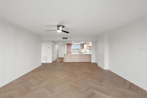 Condominio en venta en Orlando, Florida, 2 dormitorios, 135.08 m2 № 2197737 - foto 21