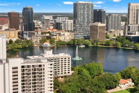 Condominio en venta en Orlando, Florida, 2 dormitorios, 135.08 m2 № 2197737 - foto 11