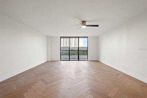 Condominio en venta en Orlando, Florida, 2 dormitorios, 135.08 m2 № 2197737 - foto 19