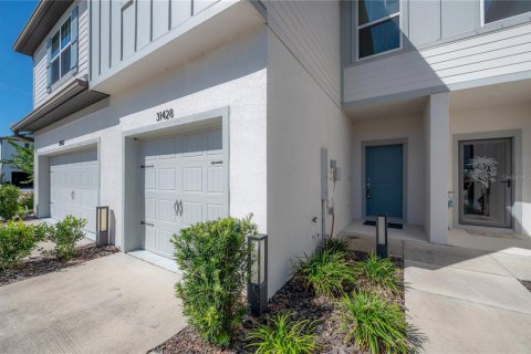 Adosado en venta en Wesley Chapel, Florida, 3 dormitorios, 163.69 m2 № 2344713 - foto 2