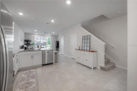 Adosado en venta en Wesley Chapel, Florida, 3 dormitorios, 163.69 m2 № 2344713 - foto 7