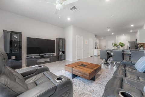 Adosado en venta en Wesley Chapel, Florida, 3 dormitorios, 163.69 m2 № 2344713 - foto 15