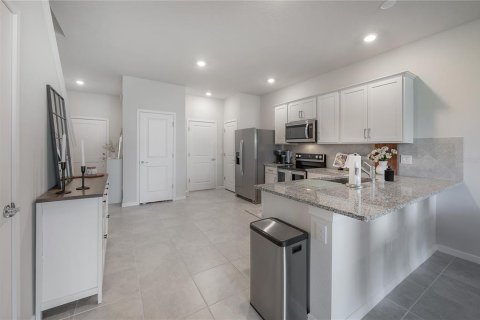 Adosado en venta en Wesley Chapel, Florida, 3 dormitorios, 163.69 m2 № 2344713 - foto 12