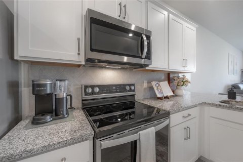 Adosado en venta en Wesley Chapel, Florida, 3 dormitorios, 163.69 m2 № 2344713 - foto 10