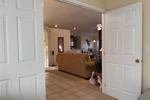 House in Davenport, Florida 4 bedrooms, 169.45 sq.m. № 1749299 - photo 5