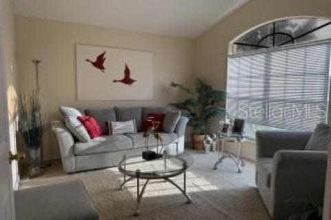 House in Davenport, Florida 4 bedrooms, 169.45 sq.m. № 1749299 - photo 4