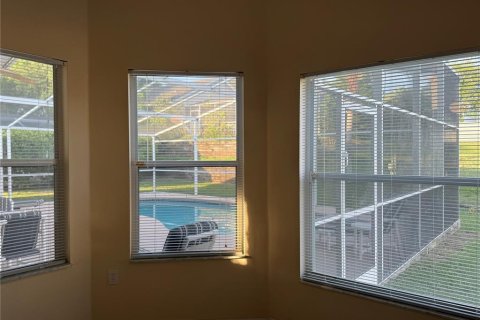 House in Davenport, Florida 4 bedrooms, 169.45 sq.m. № 1749299 - photo 21