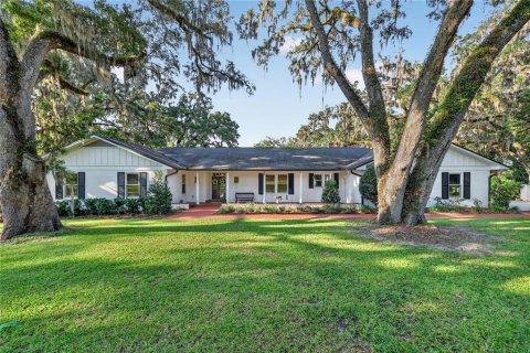Casa en Ocala, Florida 4 dormitorios, 323.86 m2 № 2234708