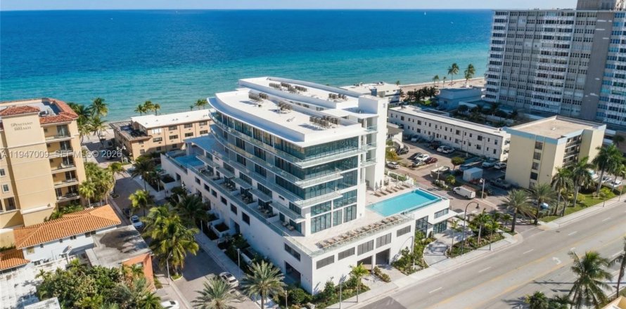 Кондоминиум с 1 спальней в Холливуд, Флорида № 2008234