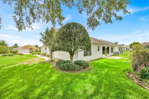 House in The Villages, Florida 3 bedrooms, 177.07 sq.m. № 1804739 - photo 24