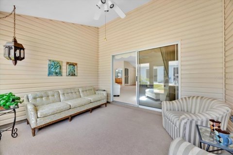 House in The Villages, Florida 3 bedrooms, 177.07 sq.m. № 1804739 - photo 21