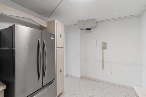 Condominio en venta en Aventura, Florida, 2 dormitorios, 106.19 m2 № 1932985 - foto 24