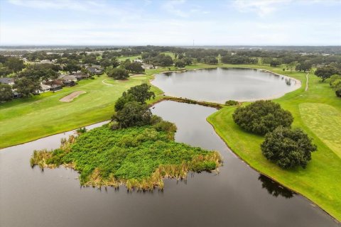 House in Clermont, Florida 3 bedrooms, 192.68 sq.m. № 1919689 - photo 29